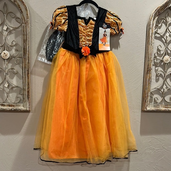 Orange and Black Kids Halloween Costume - Picture 11 of 12